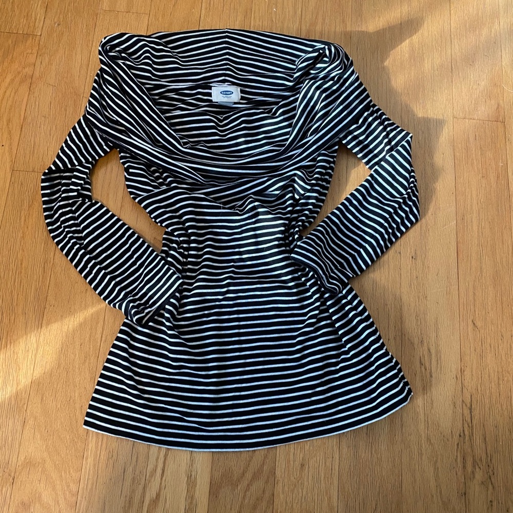OLD NAVY OFF THE SHOULDER TOP